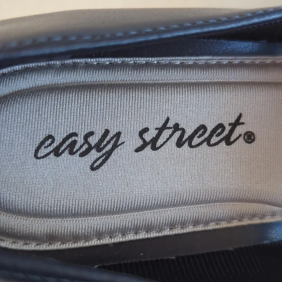 Easy Street Zaylee Faux Leather Criss Cross Strappy Slip On Heels 10M Blue - Picture 13 of 16